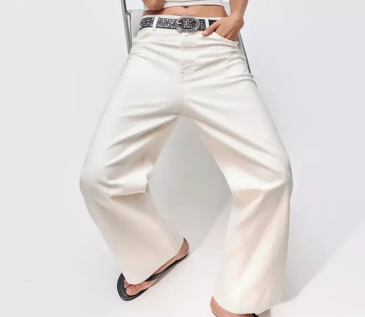 Jeans super baggy testurizzati sconto del 67% da Pull and Bear