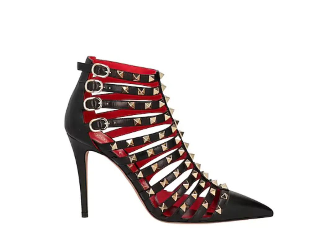 Scarpe con tacco Valentino scontate del 25% su Yoox