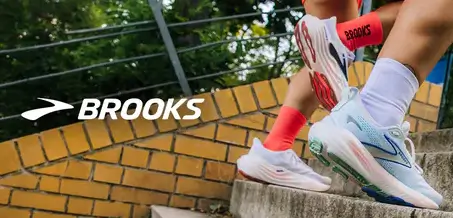 Sconti fino al -67% sulle scarpe sportive Brooks su Private Sport Shop